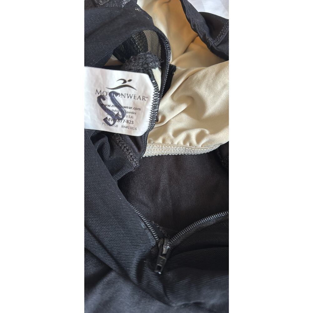 MOTIONWEAR BLACK LEOTARD ADULT MEDIUM - Picture 3 of 3